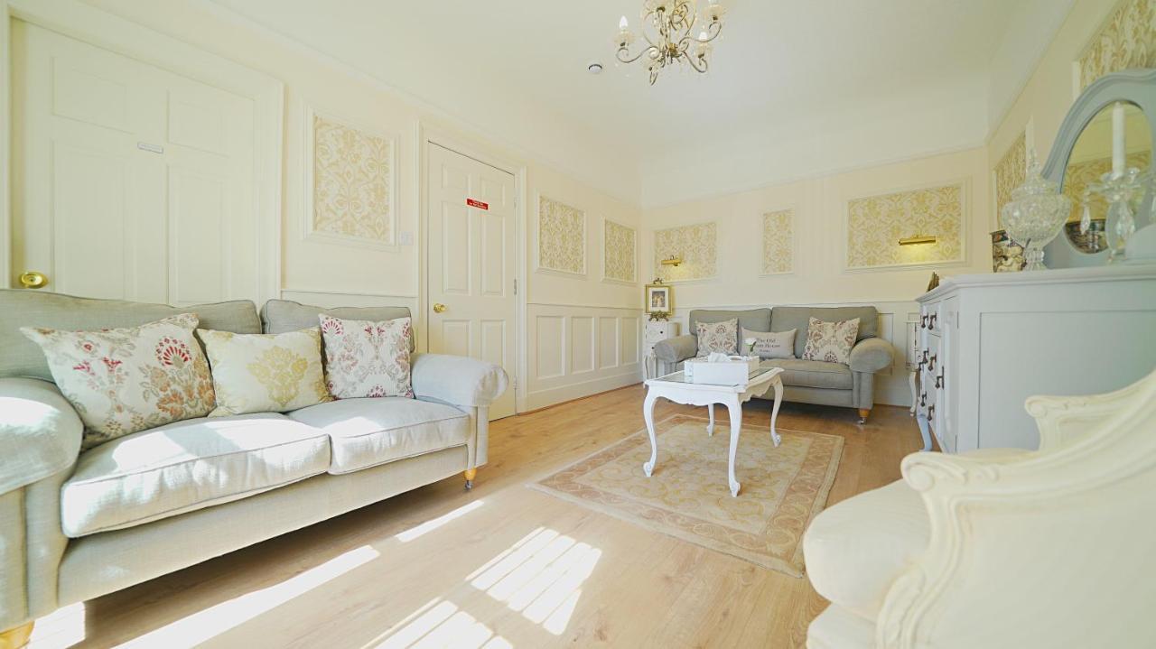 The Old Tramhouse Self Catering Apartments Stirling Buitenkant foto