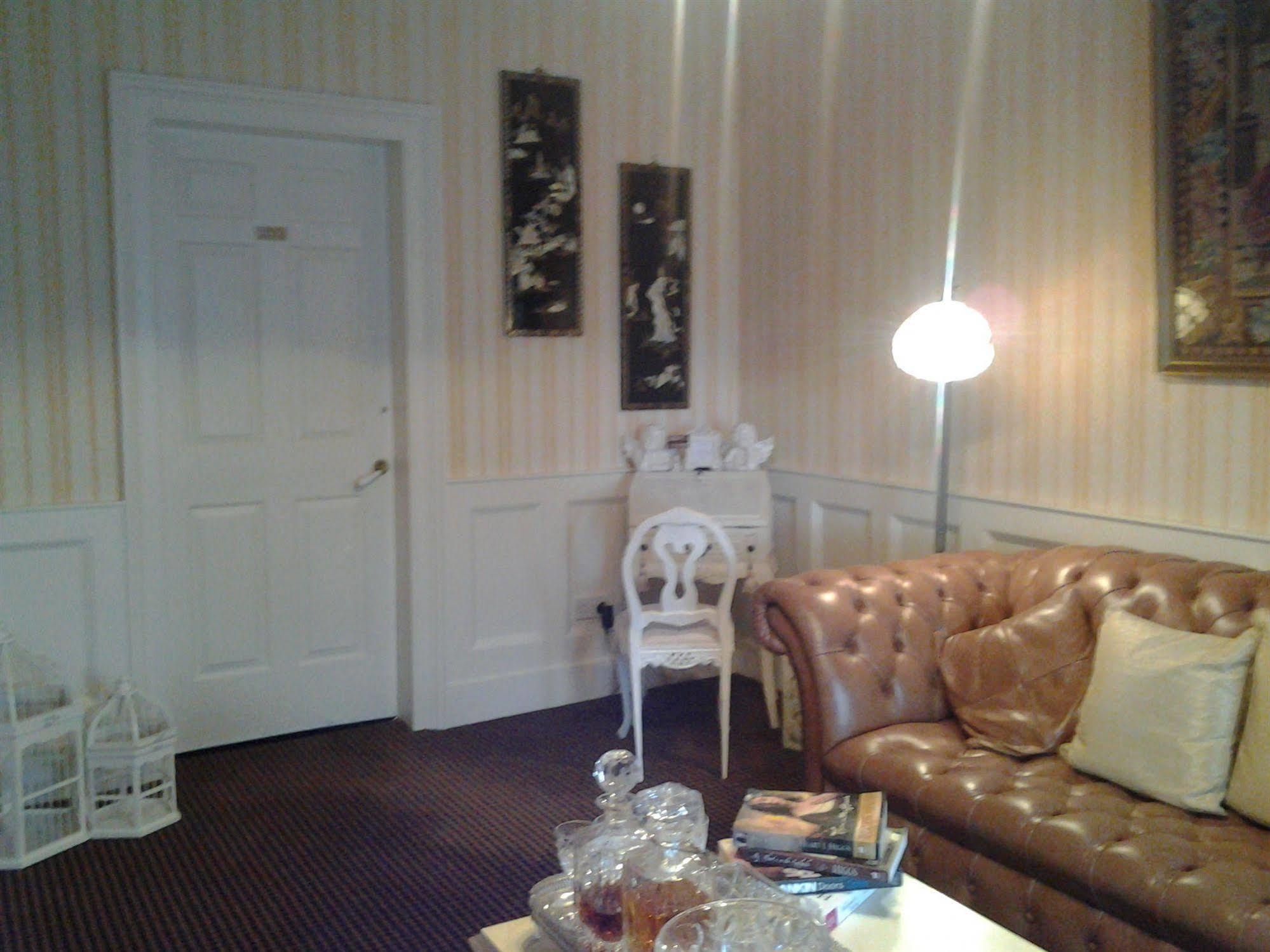 The Old Tramhouse Self Catering Apartments Stirling Buitenkant foto
