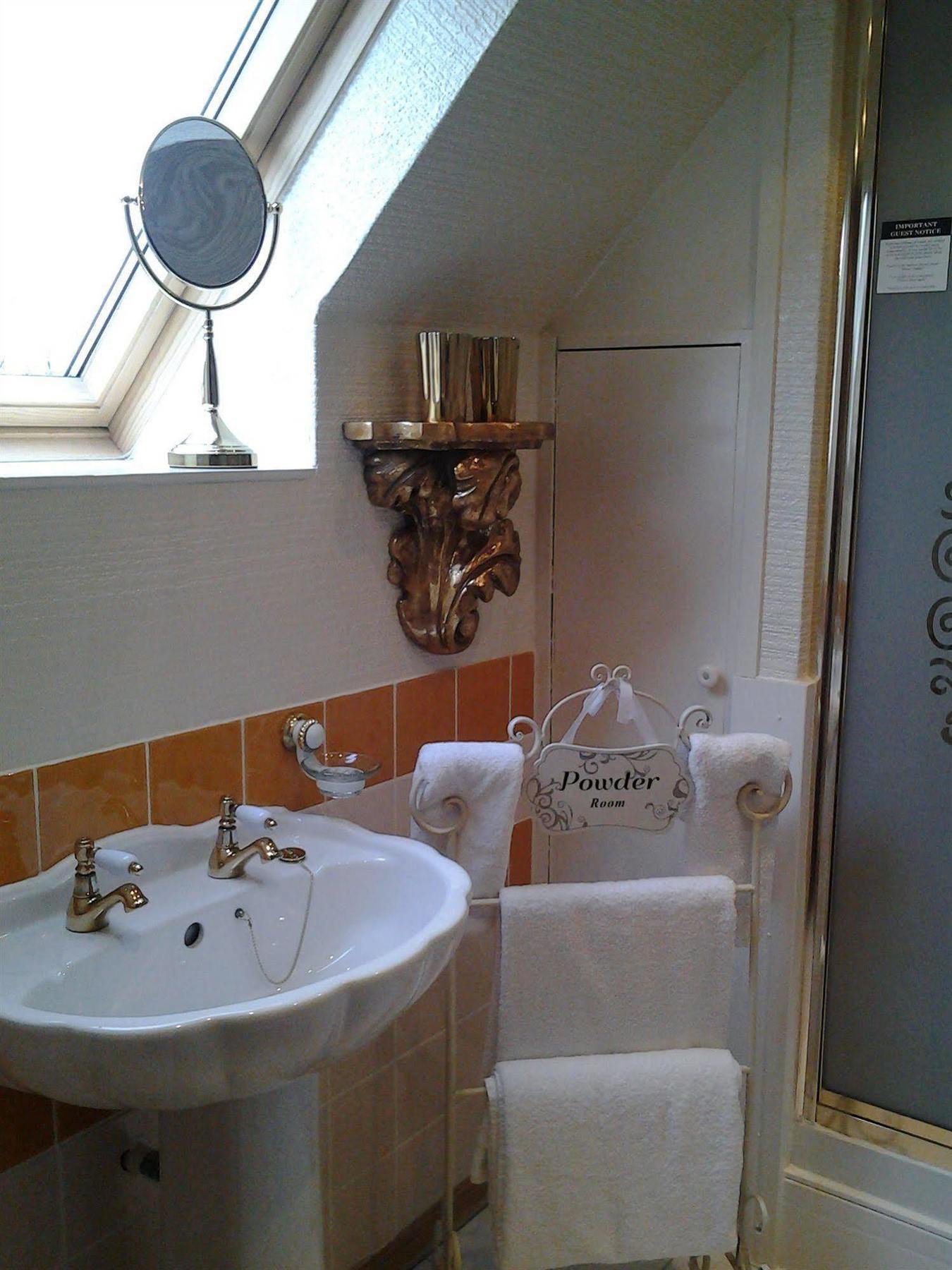 The Old Tramhouse Self Catering Apartments Stirling Buitenkant foto