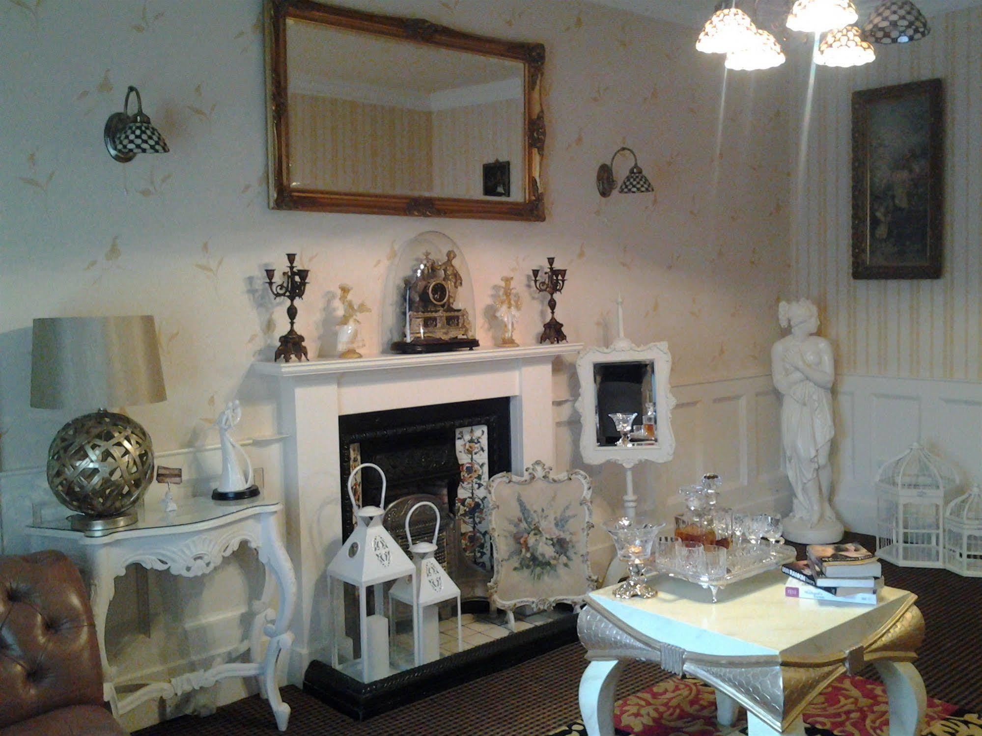 The Old Tramhouse Self Catering Apartments Stirling Buitenkant foto